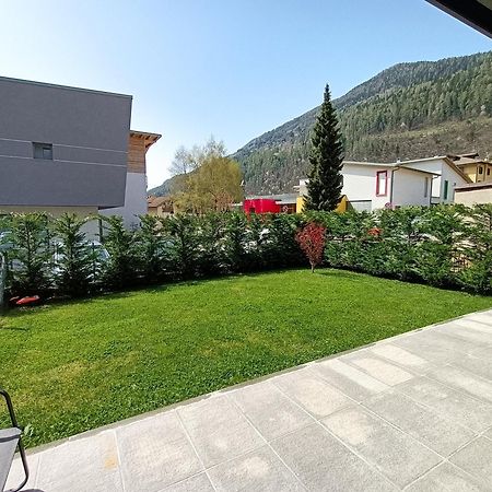 Suite Svaizer Con Giardino Privato Malè Eksteriør bilde